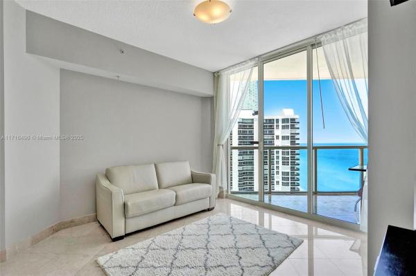 16699 COLLINS AVE #2405, SUNNY ISLES BEACH, FL 33160