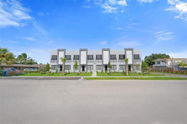LANDING OAKS CONDOMINIUM