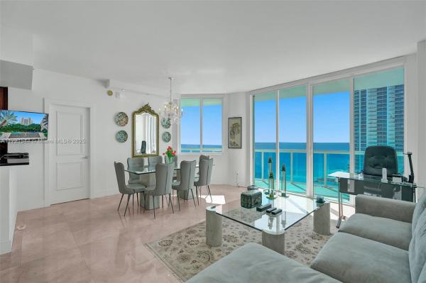 2711 HOLLYWOOD BEACH COND