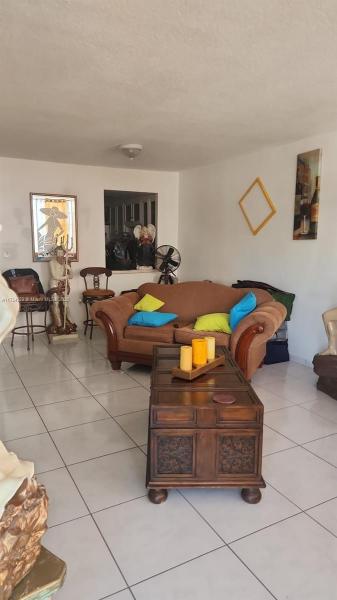 BUCKLEY TOWERS CONDO