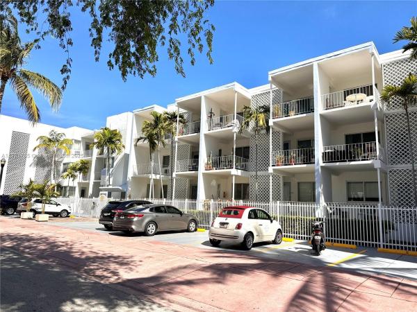 Espanola Way Condo