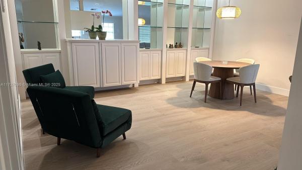 VILLAGEWALK OF WELLINGTON