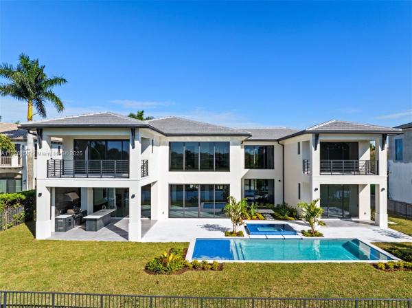 HERON BAY EAST