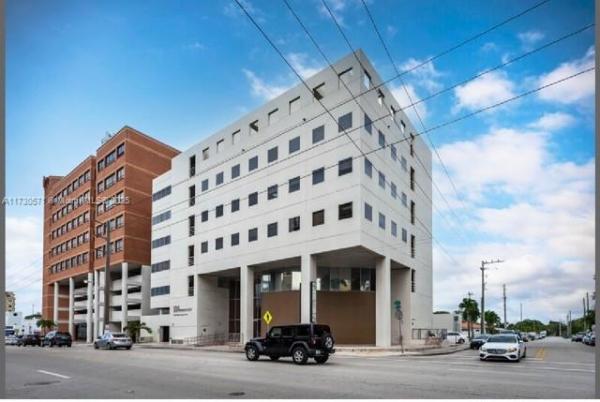 Douglas Professional Building