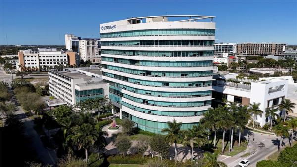ONE AVENTURA EXECUTIVE CENTER