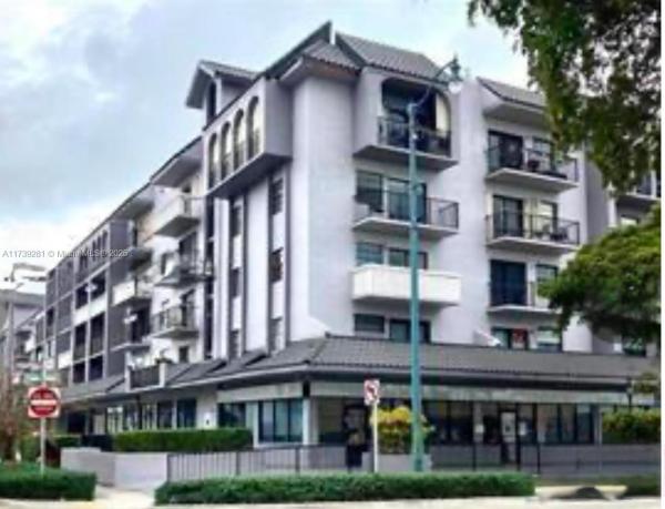 EL BOSQUE CONDOMINIUM