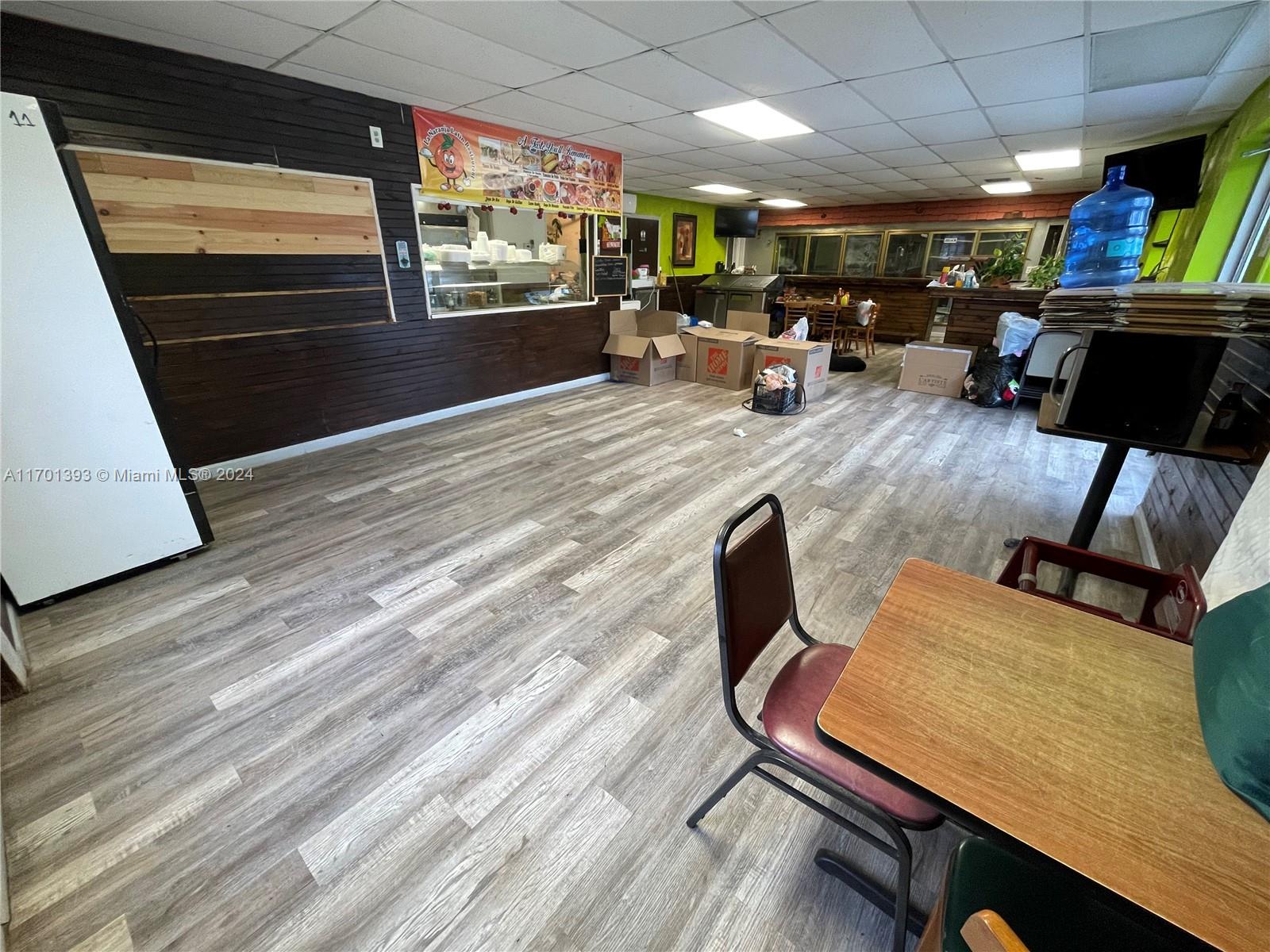 Restaurant - фото