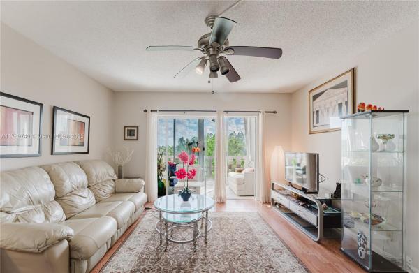 HILLCREST 4330