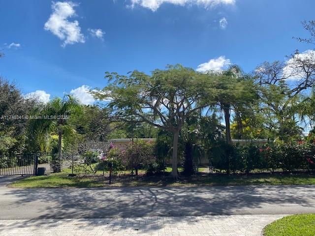 SOUTH MIAMI GDN HEIGHTS - фото