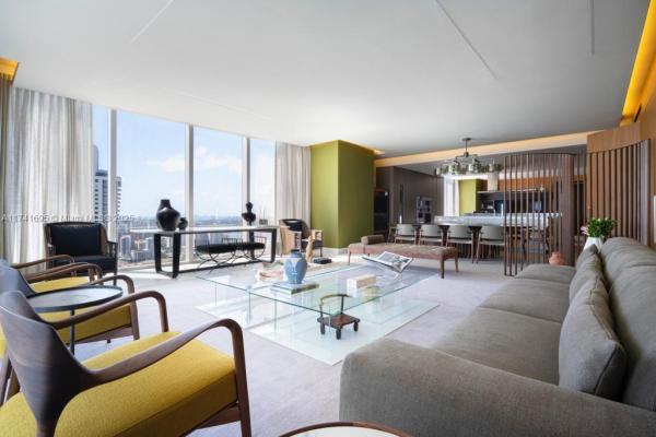 TURNBERRY OCEAN CLUB CONDO