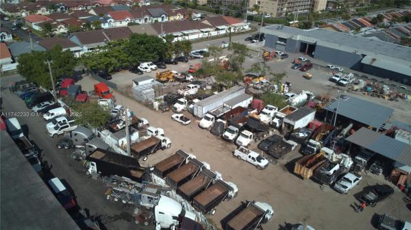 HILLS INDUSTRIAL PARK