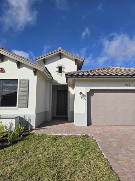 MAPLE RIDGE AT AVE MARIA P