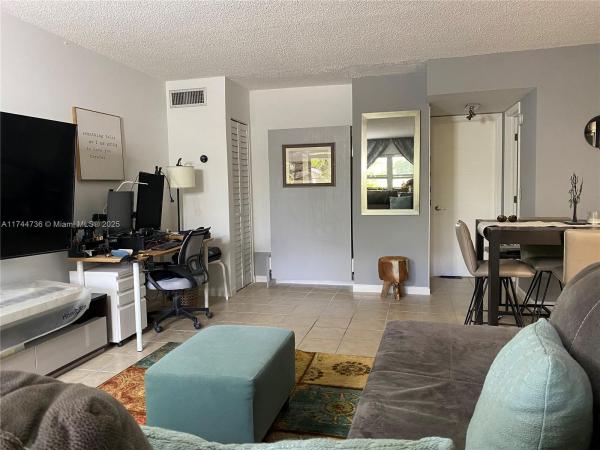 SANTA MONICA CONDOMINIUM