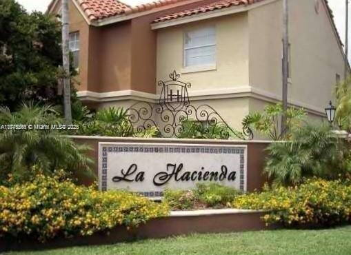 LA HACIENDA CONDO