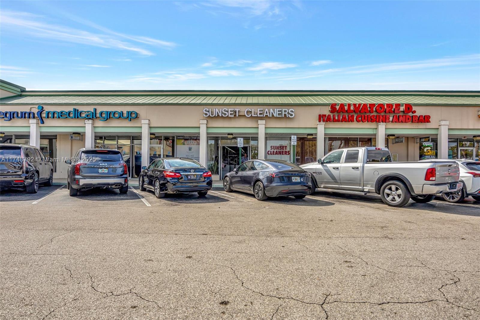 Sunset Cleaners - фото