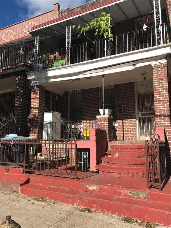 Multi Family - фото