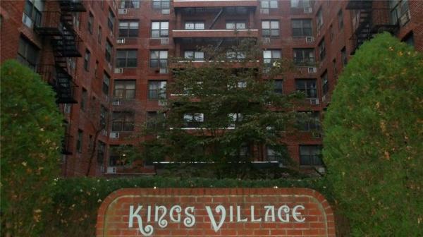 Kings Village