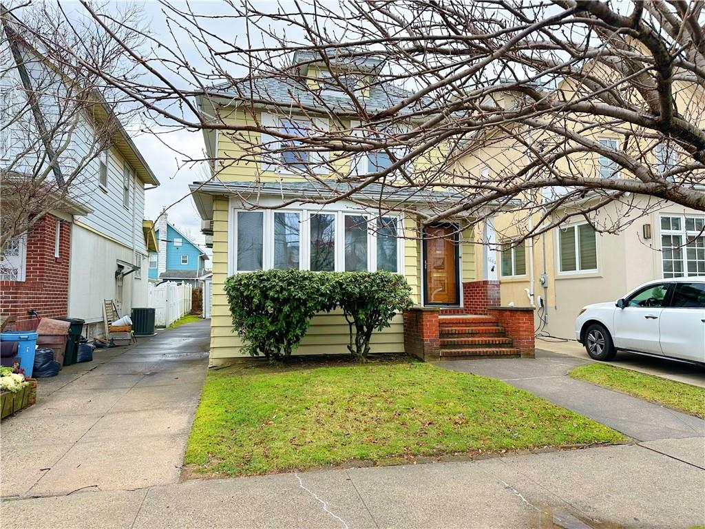 Single Family - фото