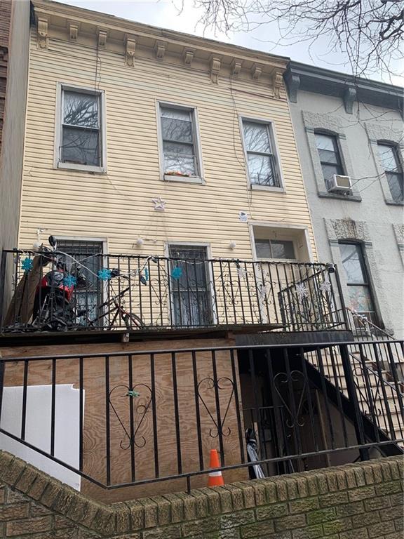 Multi Family - фото