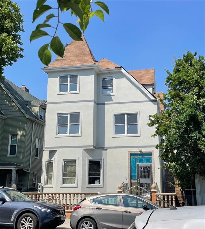 Multi Family - фото