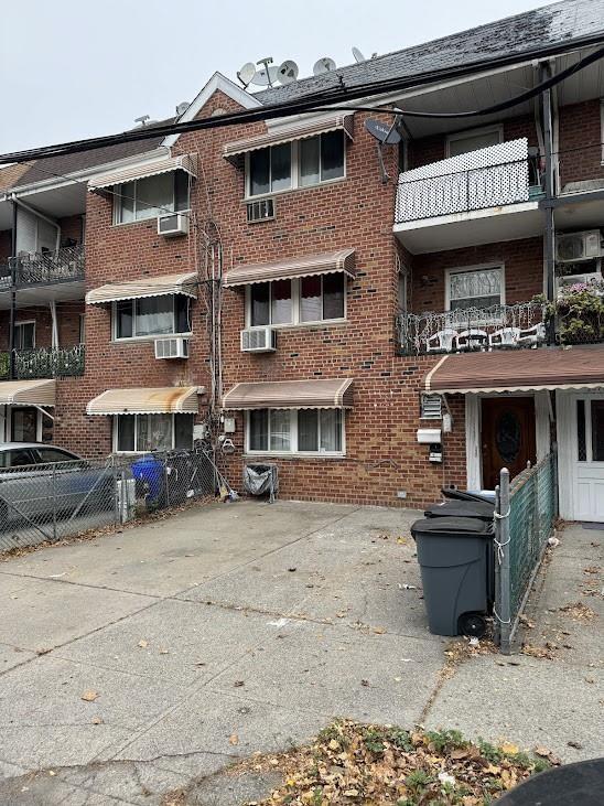 Multi Family - фото