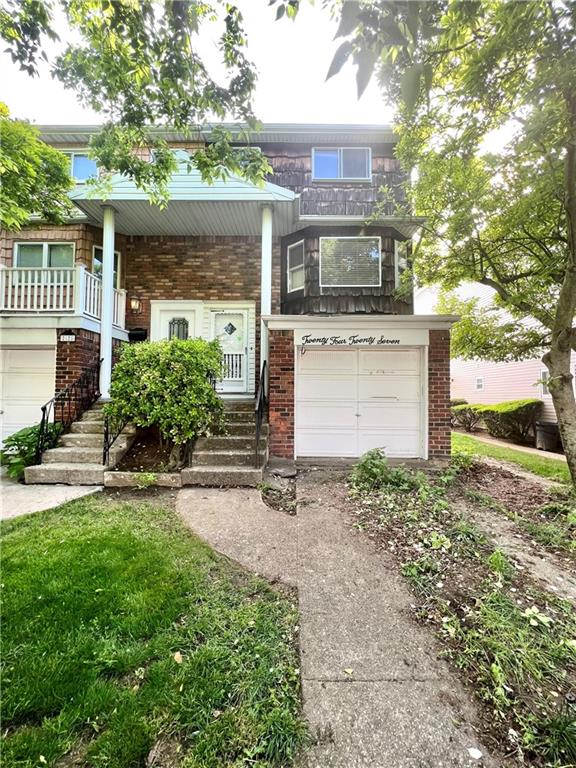 Single Family - фото