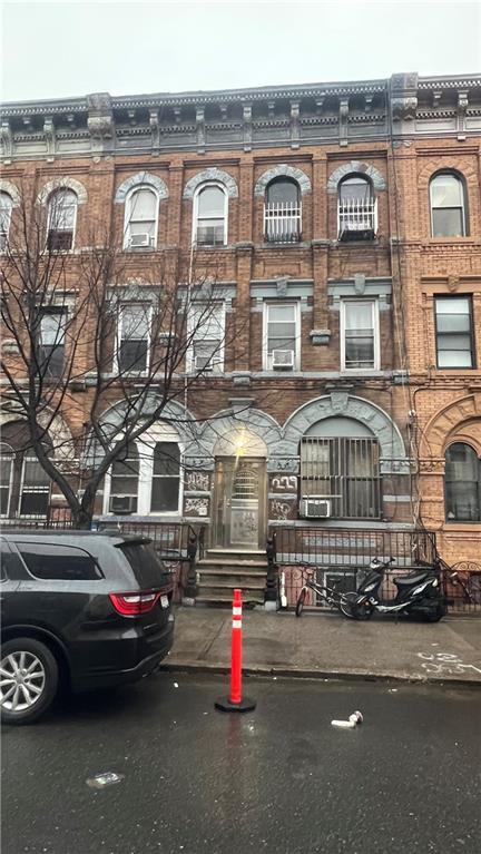 Multi Family - фото