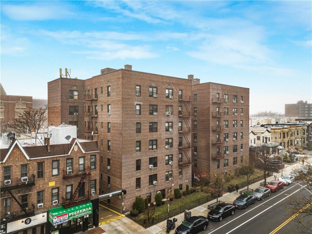 The Roosevelt - фото