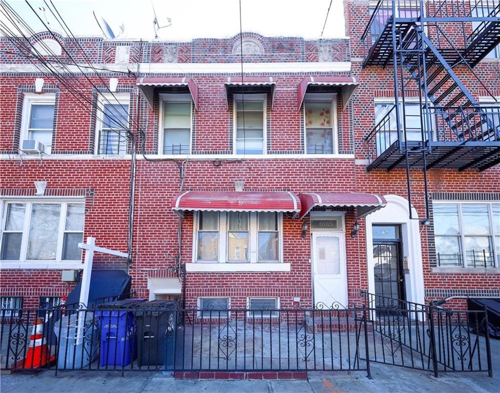 Multi Family - фото