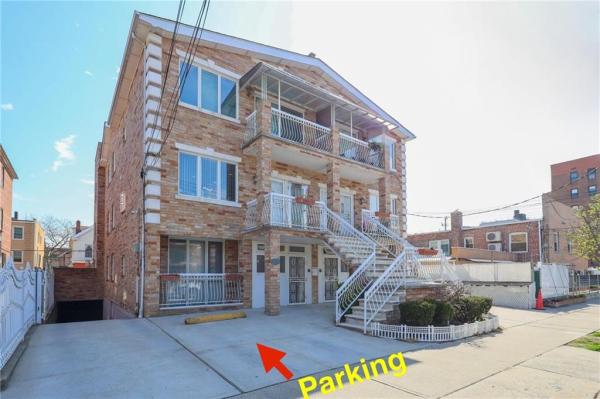 2679 E 24th St Condominium