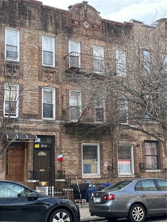 Multi Family - фото