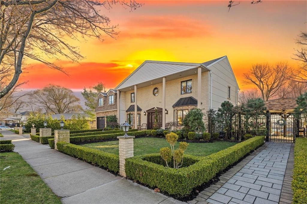 Multi Family - фото