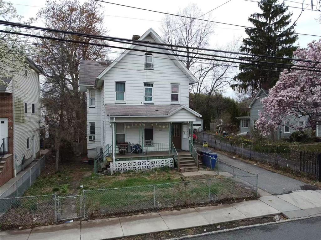 Multi Family - фото