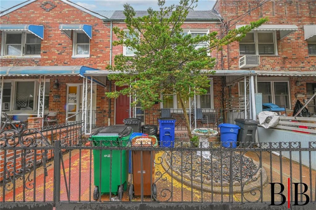 Multi Family - фото