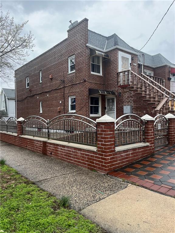 Multi Family - фото