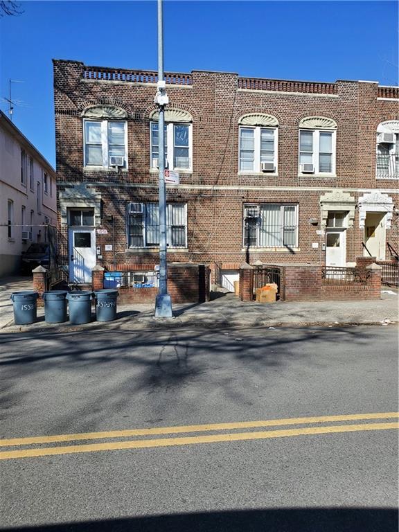 Multi Family - фото