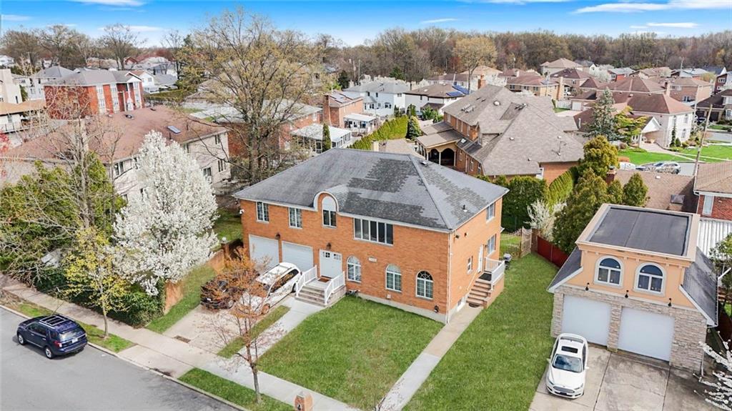 Multi Family - фото