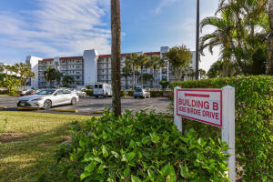 POINCIANA PLACE CONDO A,B AND C