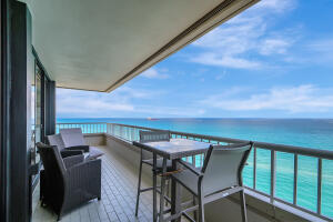 CAPRI OF SINGER ISLAND CONDO