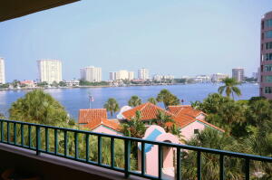 MIZNER COURT CONDO