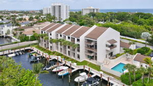 EVANTON BAYE TOWNHOMES CONDO - фото