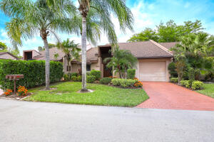 FOUNTAINS OF PALM BEACH CONDO 8