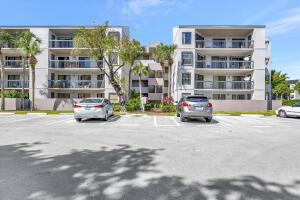 CALUSA CLUB VILG BLDG D SO CONDO