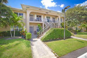 PALM GREENS AT VILLA DEL RAY CONDO I