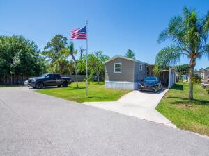 Royal Palm Mobile Home Park