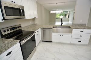 WATERSEDGE AT THE LAKES OF DELRAY CONDO A