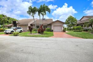 FOUNTAINS OF PALM BEACH CONDO 8