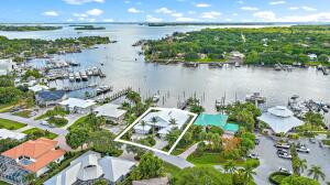 MARINER CAY YACHT CLUB