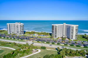 ISLAND DUNES OCEANSIDE CONDO II