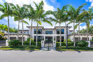 ROYAL PALM YACHT & COUNTRY CLUB